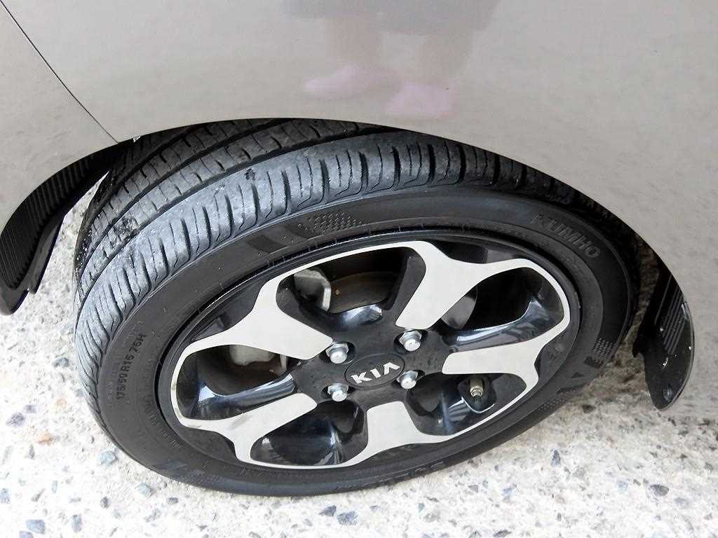 KIA Ray 2016 Gris - Importación desde Corea - HF Imports Iquique - Foto 20