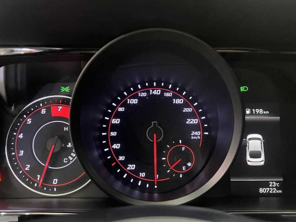 HYUNDAI Avante 2021 Blanco - Importación desde Corea - HF Imports Iquique - Foto 16