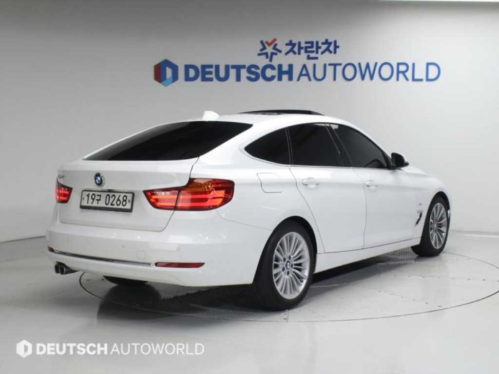 BMW Gran Turismo - Vista 3