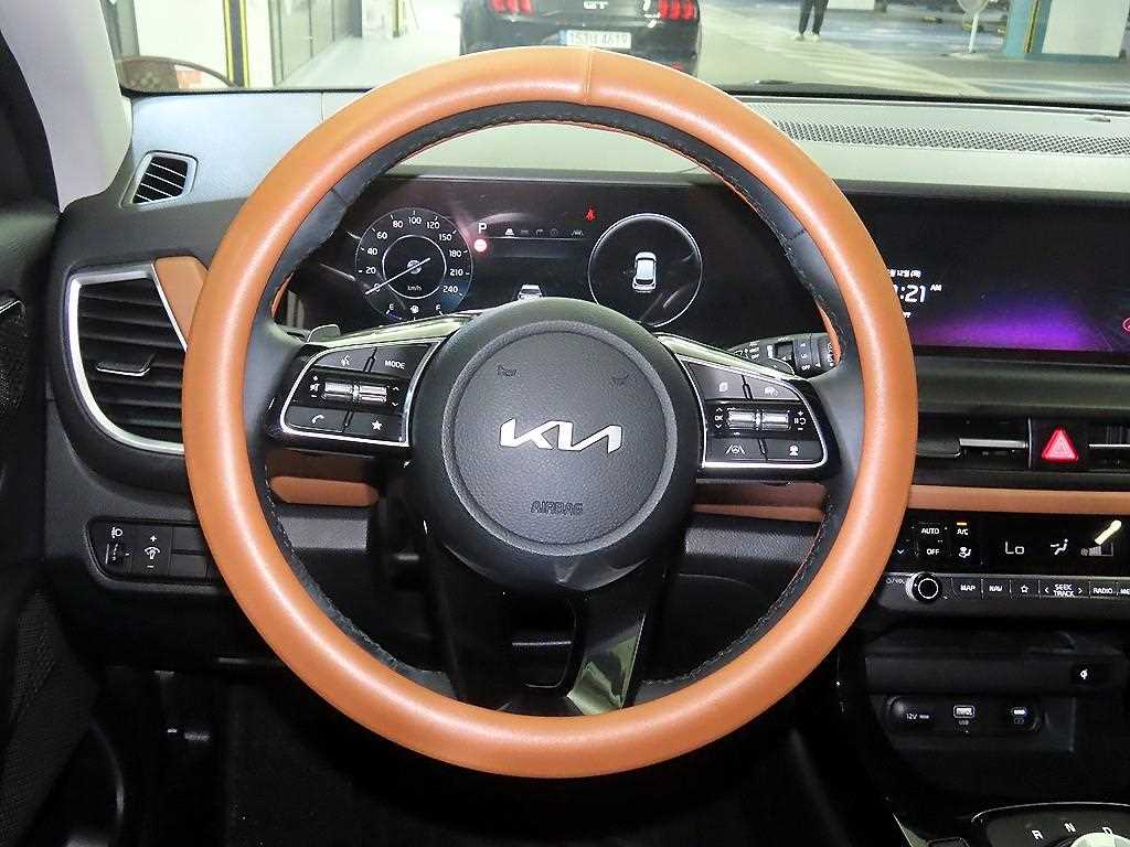 KIA Seltos - Vista 8