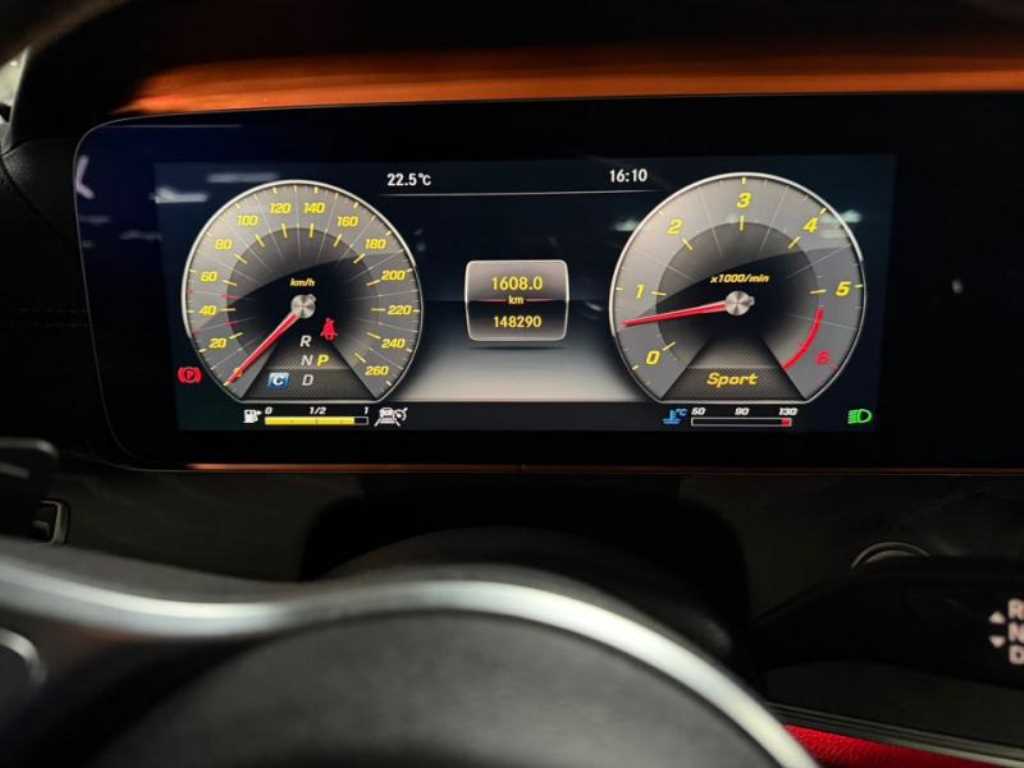 Mercedes Benz CLS Class - Vista 9