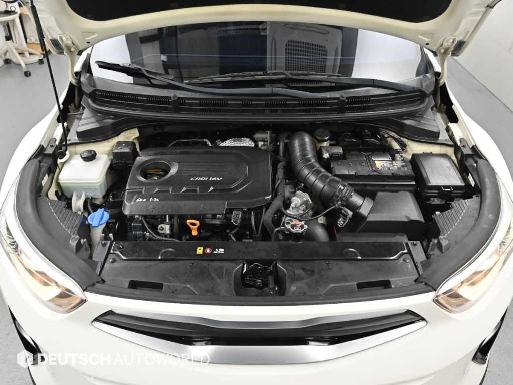 KIA Stonic - Vista 6