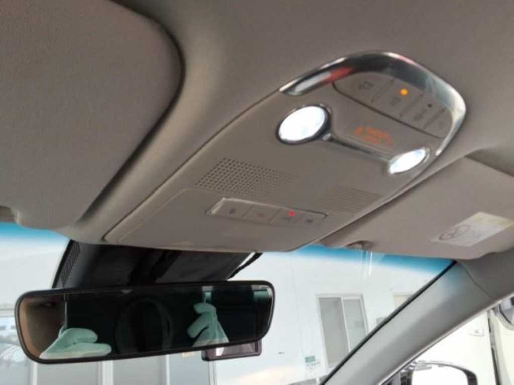 HYUNDAI Grandeur - Vista 5