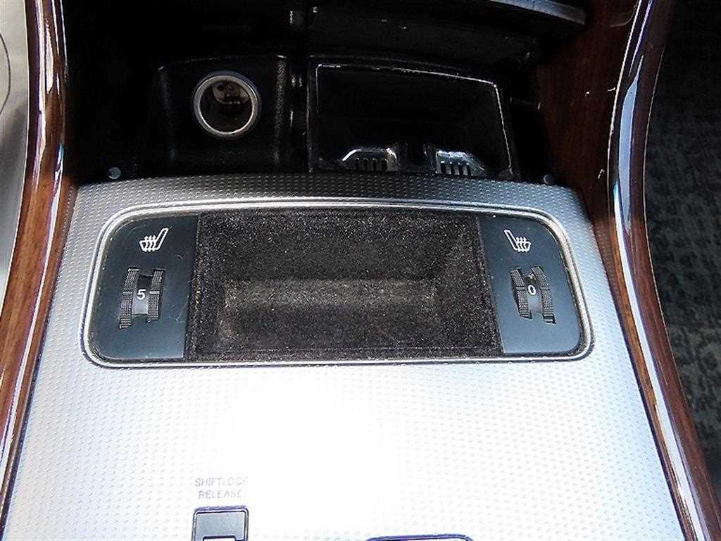 HYUNDAI Grandeur 2010 Negro - Importación desde Corea - HF Imports Iquique - Foto 13