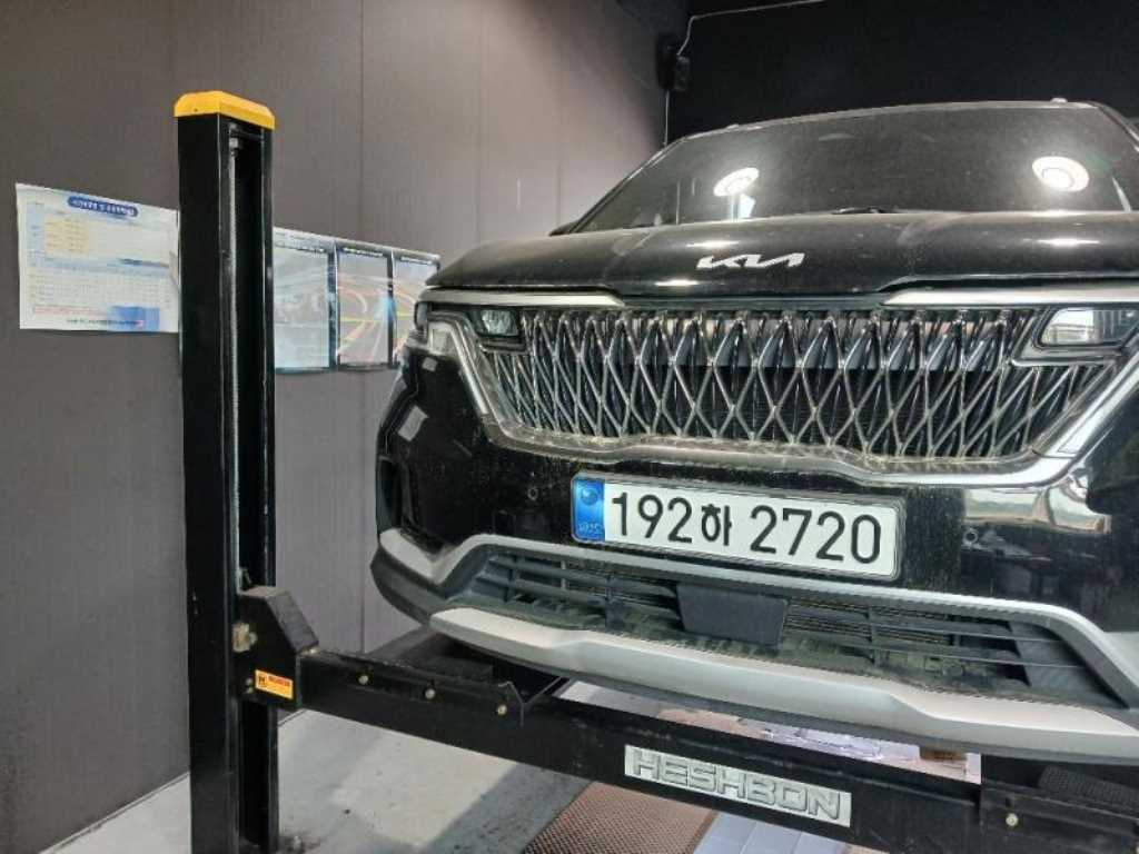 KIA Carnival 2023 Negro - Importación desde Corea - HF Imports Iquique - Foto 1