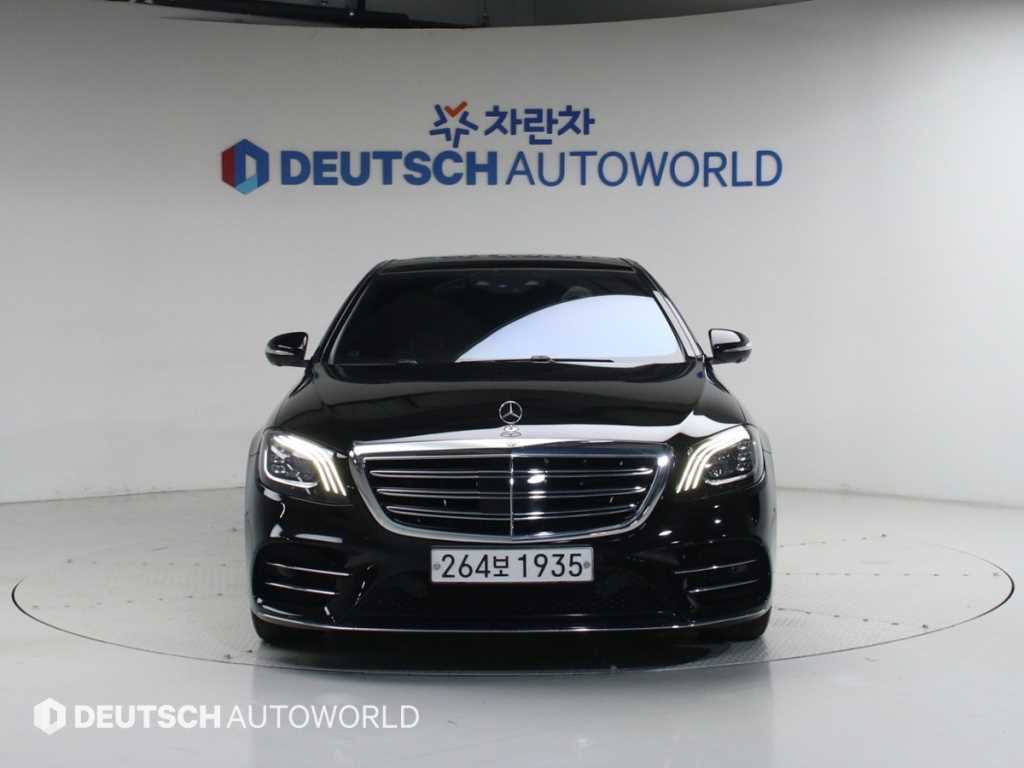 Mercedes Benz S Class - Vista 3