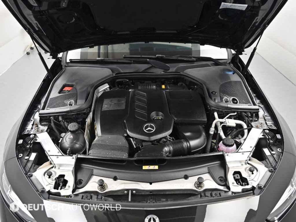 Mercedes Benz CLS Class - Vista 6