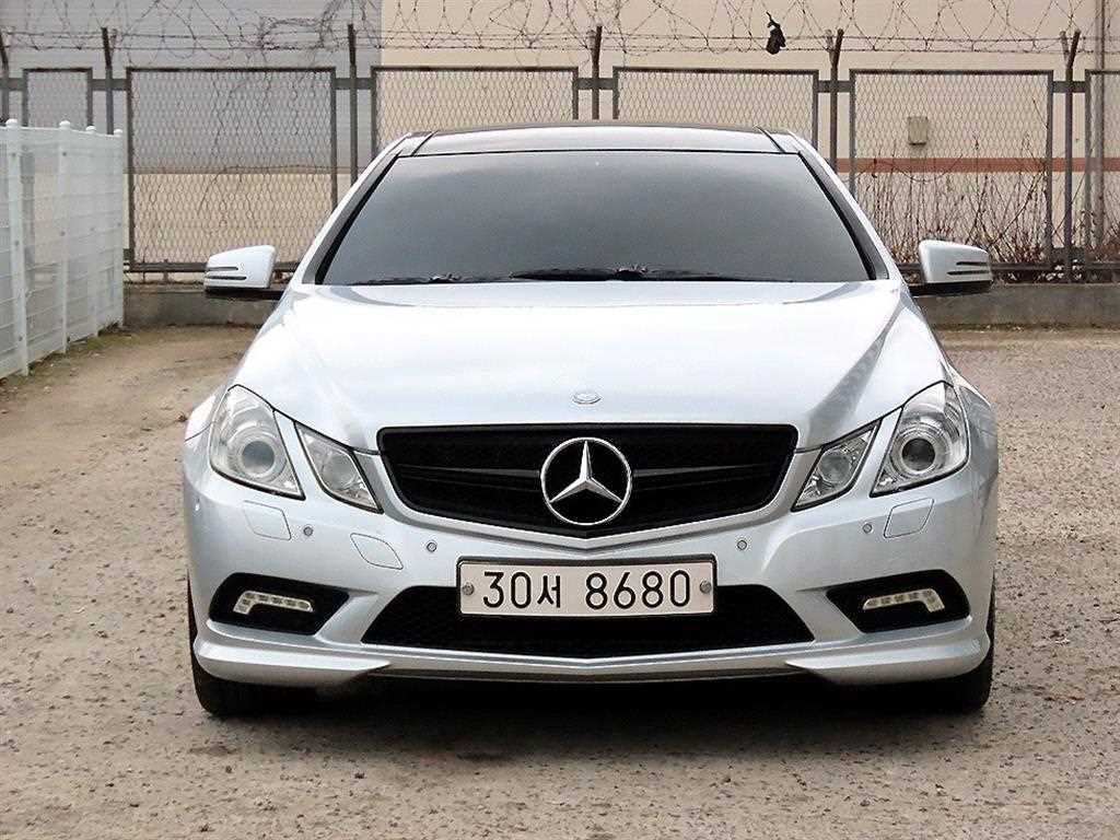 Mercedes Benz E class 2011 Plateado - Importación desde Corea - HF Imports Iquique - Foto 20