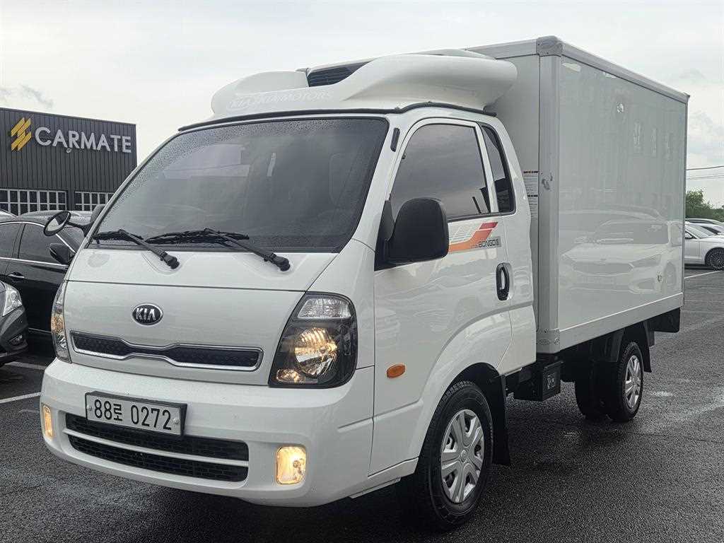 Small Truck Top_Frozen Top 2019 Blanco - Importación desde Corea - HF Imports Iquique - Foto 1