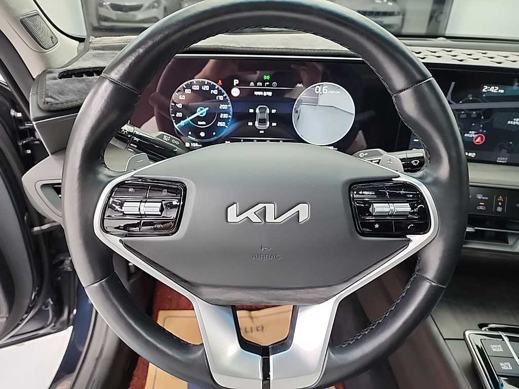 KIA K8 - Vista 9