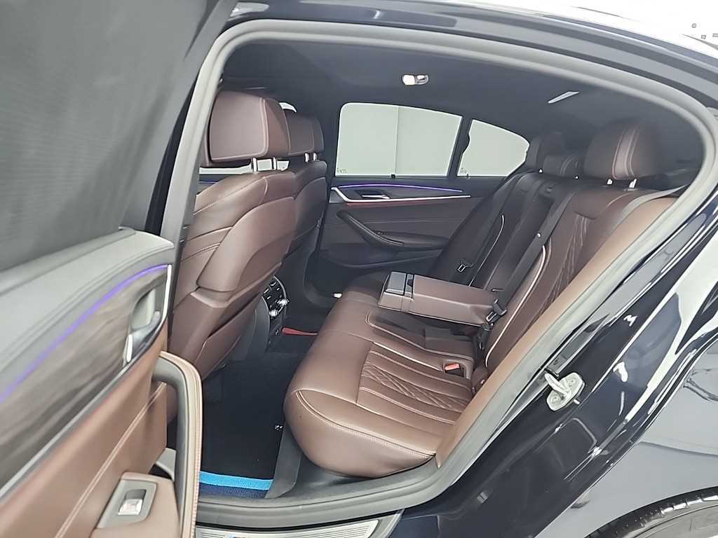 BMW 5 Series - Vista 12