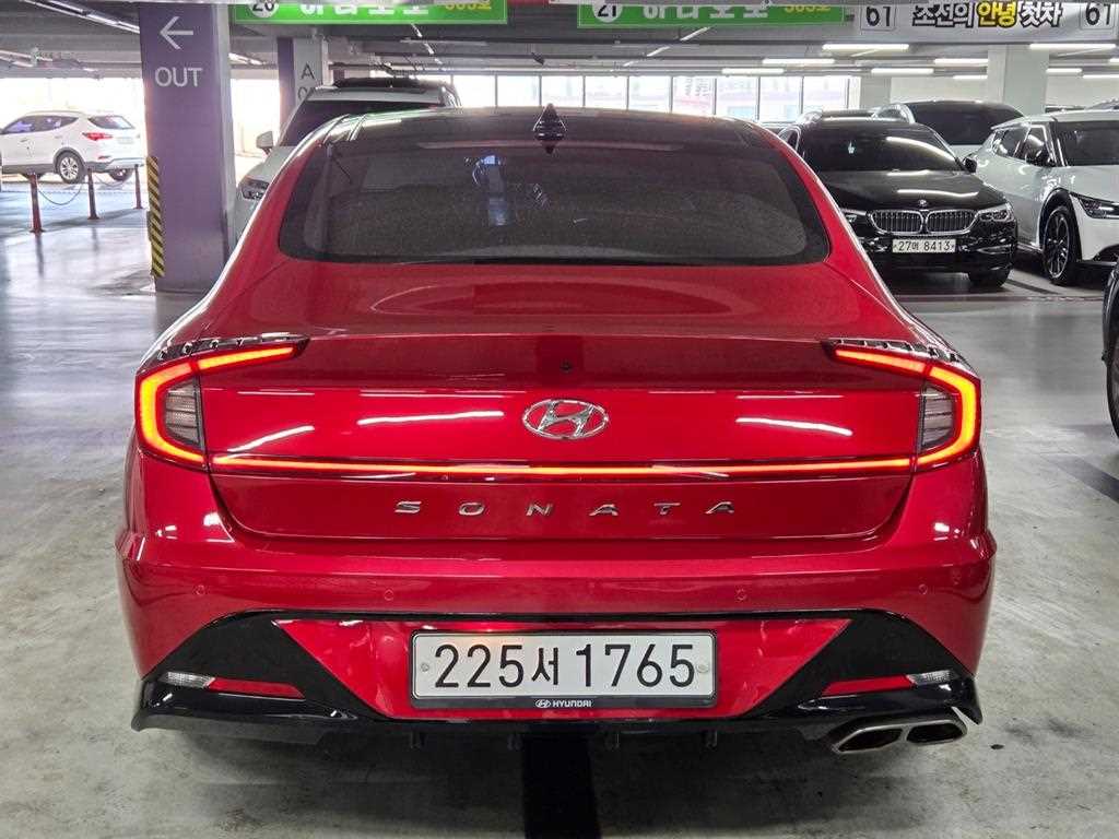 HYUNDAI Sonata - Vista 5