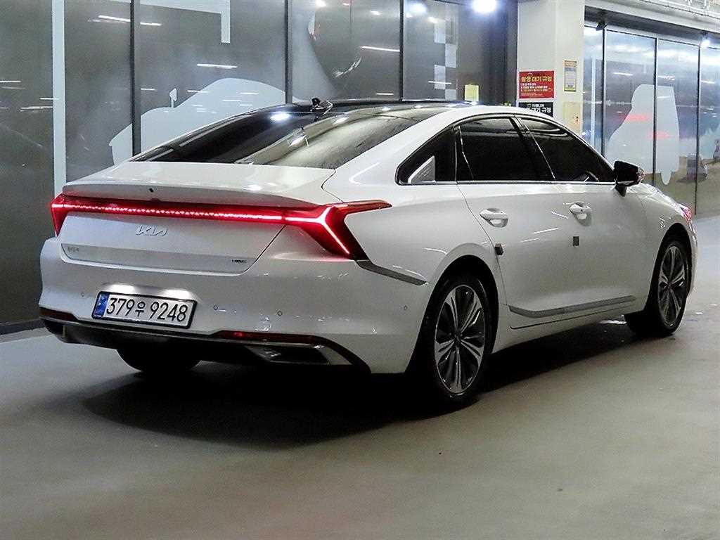 KIA K8 - Vista 4