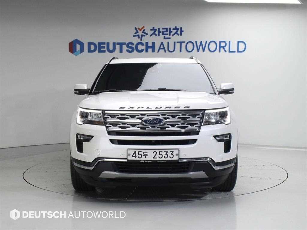 Ford Explorer - Vista 3