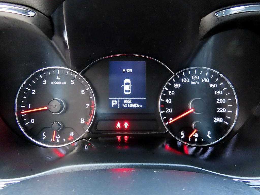 KIA K3 - Vista 9