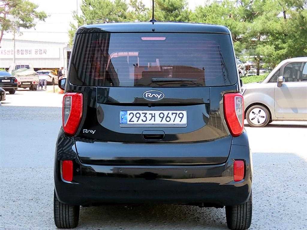 KIA Ray - Vista 4