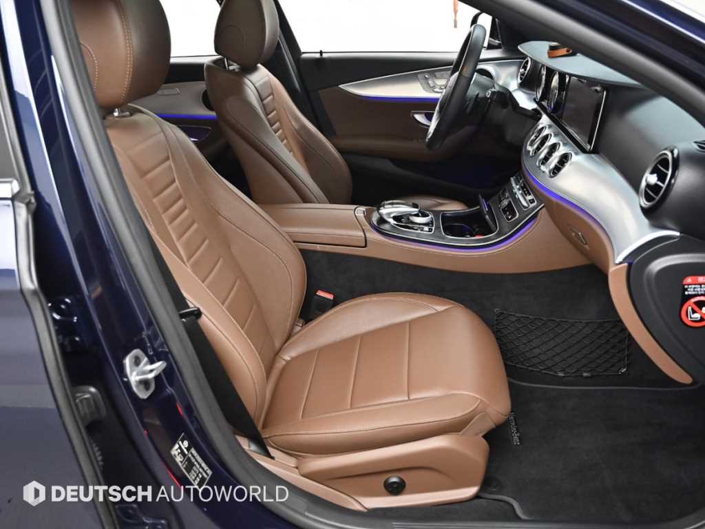Mercedes Benz E class - Vista 10