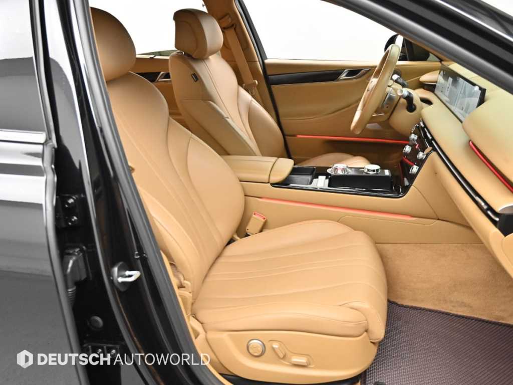 Genesis G80 - Vista 10
