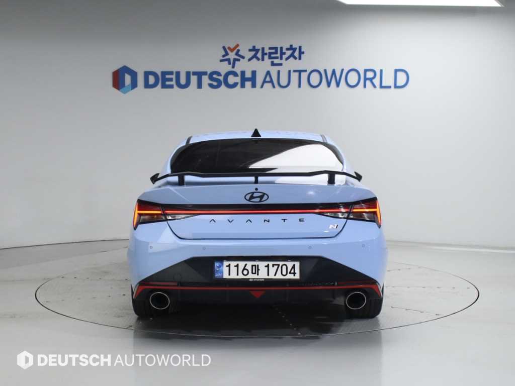 HYUNDAI Avante - Vista 4