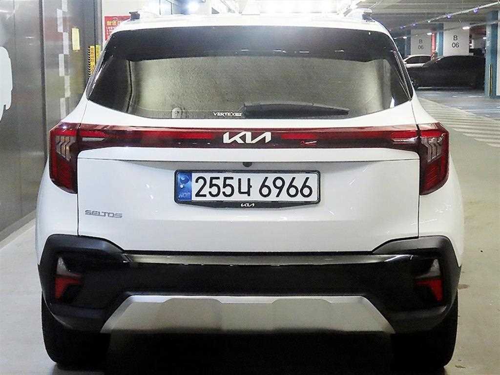 KIA Seltos - Vista 5
