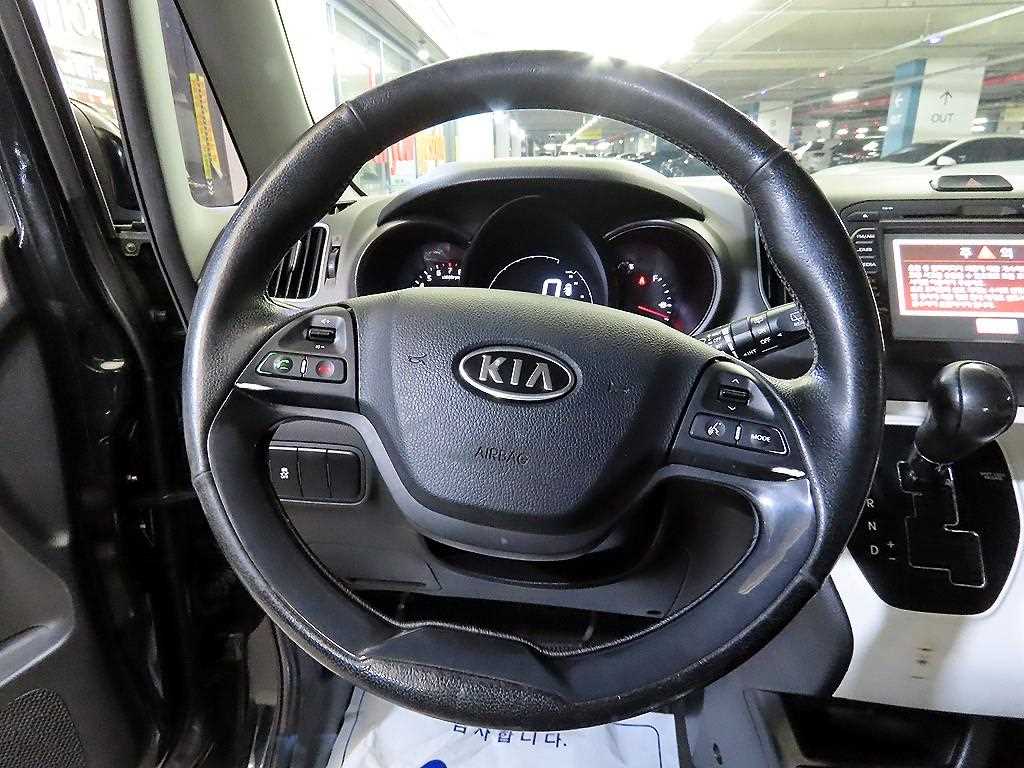 KIA Ray - Vista 8