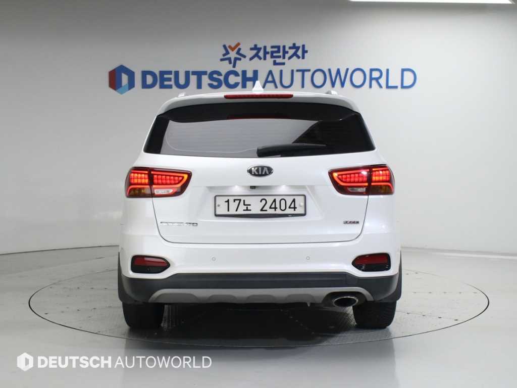 KIA Sorento - Vista 4