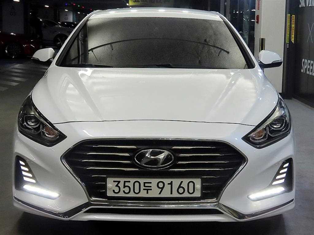 HYUNDAI Sonata - Vista 2