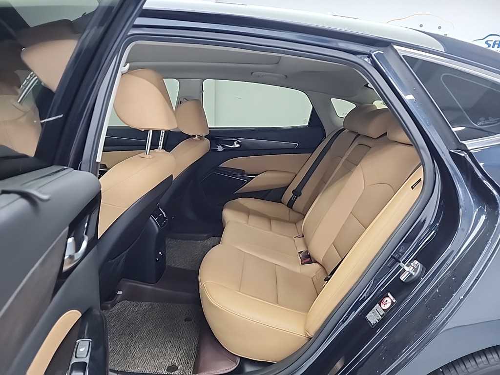 KIA K7 - Vista 12