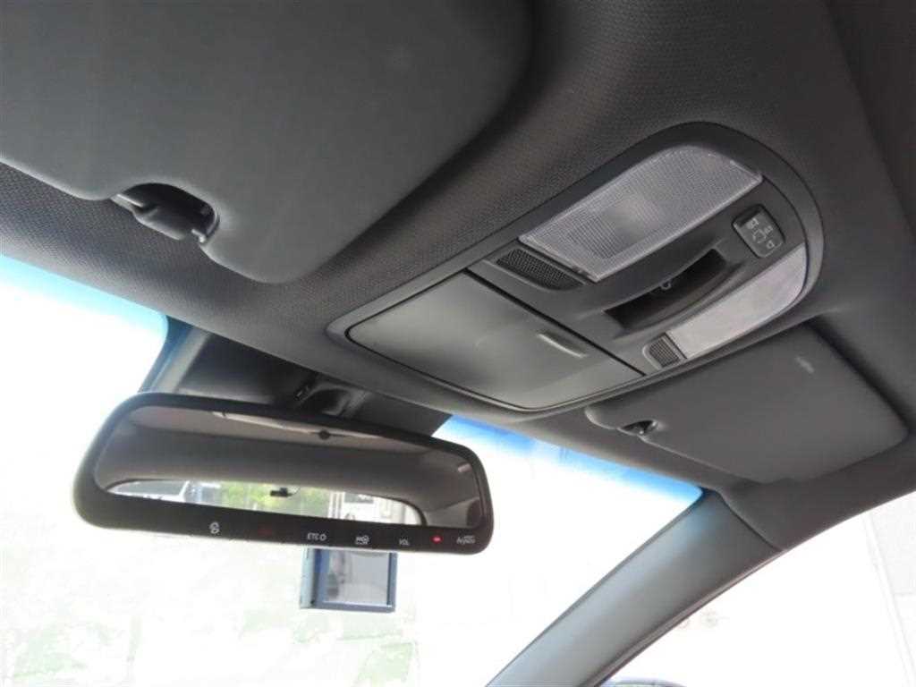 HYUNDAI i30 - Vista 2