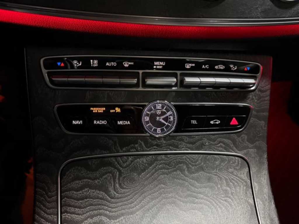 Mercedes Benz CLS Class - Vista 12