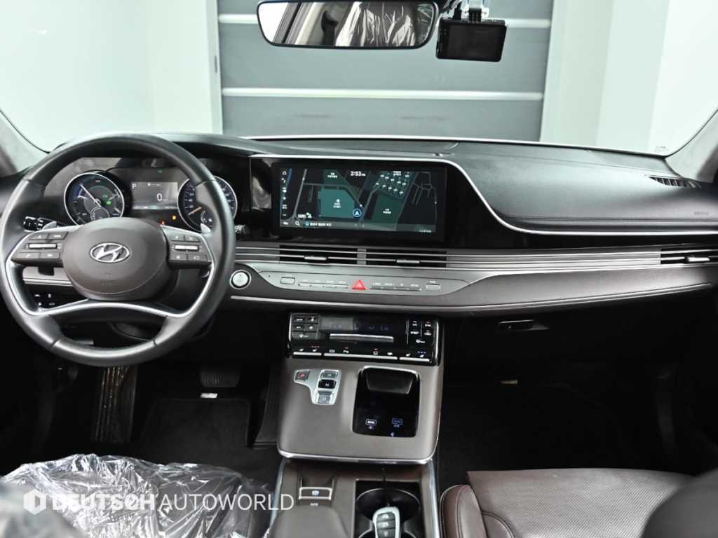 HYUNDAI Grandeur - Vista 7