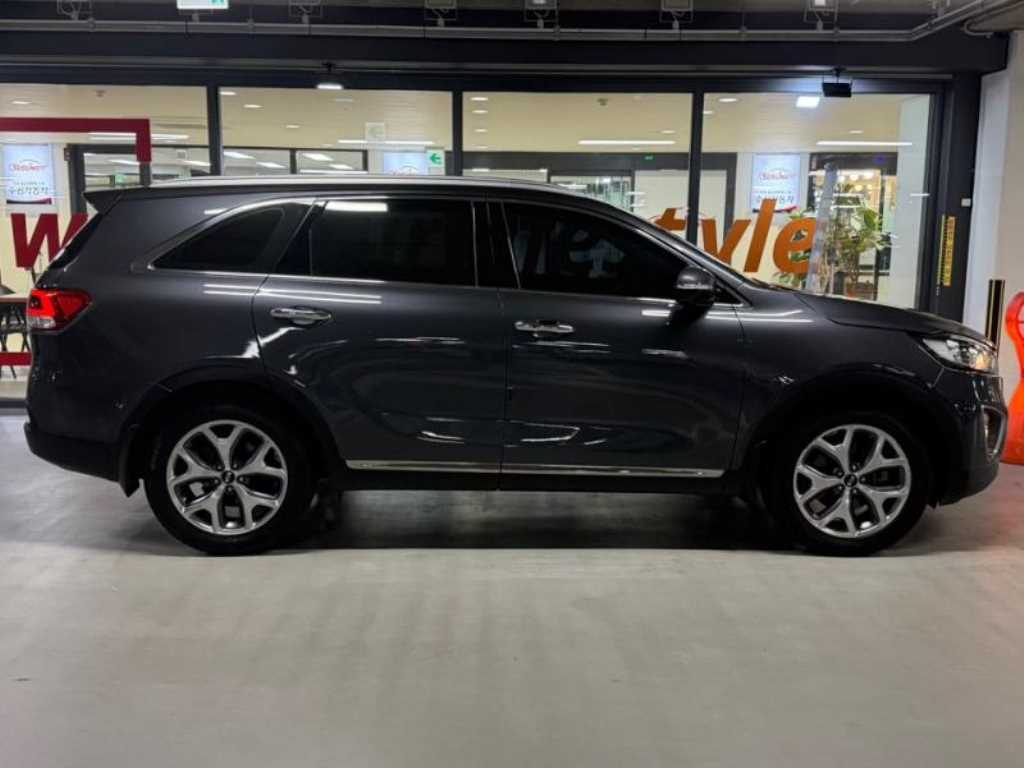 KIA Sorento - Vista 3