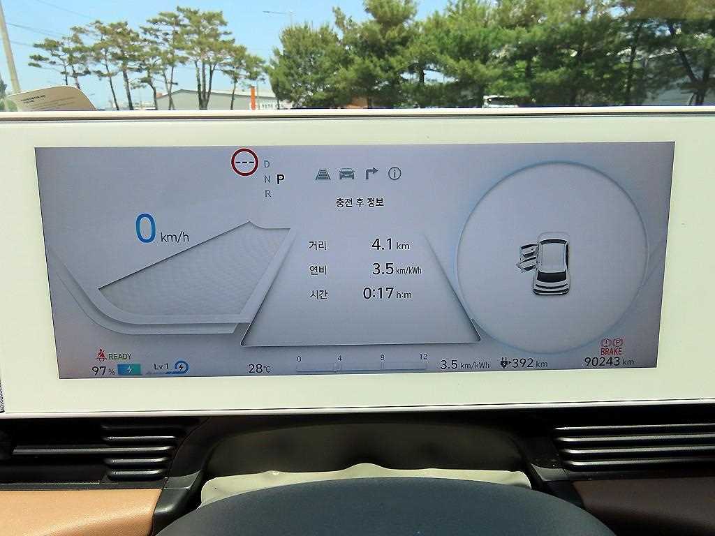 HYUNDAI Ioniq 5 - Vista 9