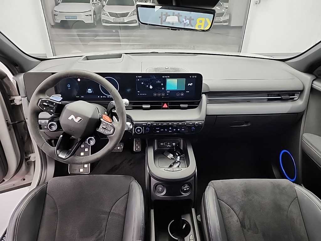HYUNDAI Ioniq 5 - Vista 7