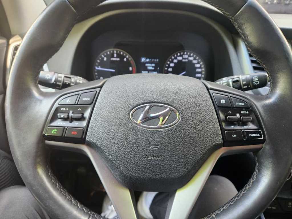 HYUNDAI Tucson - Vista 6