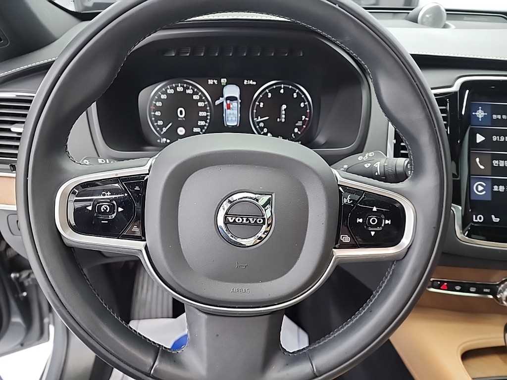 Volvo XC90 - Vista 9