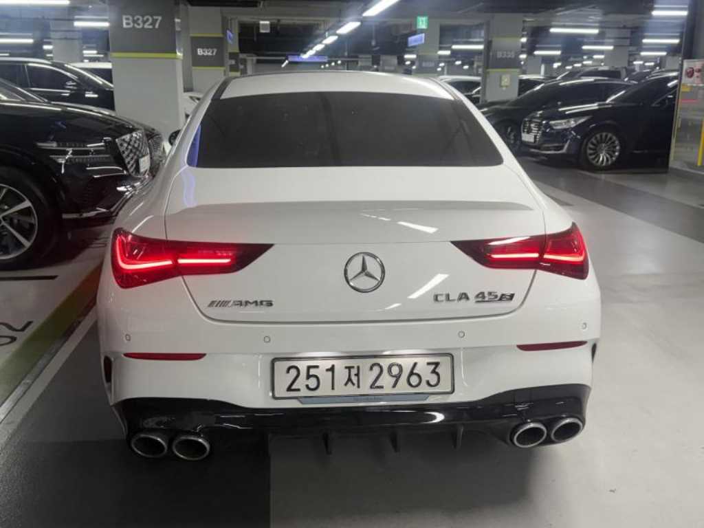 Mercedes Benz CLA Class - Vista 4