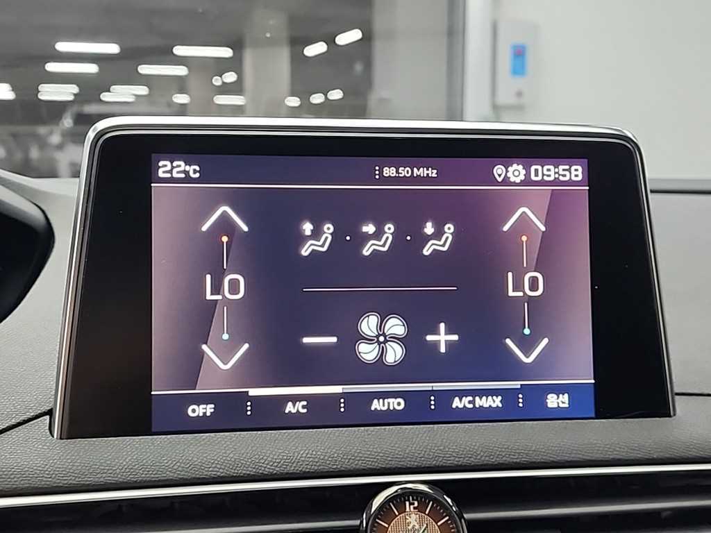 Peugeot 5008 2019 Negro - Importación desde Corea - HF Imports Iquique - Foto 14