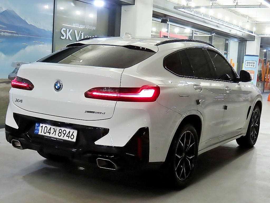 BMW X4 - Vista 4
