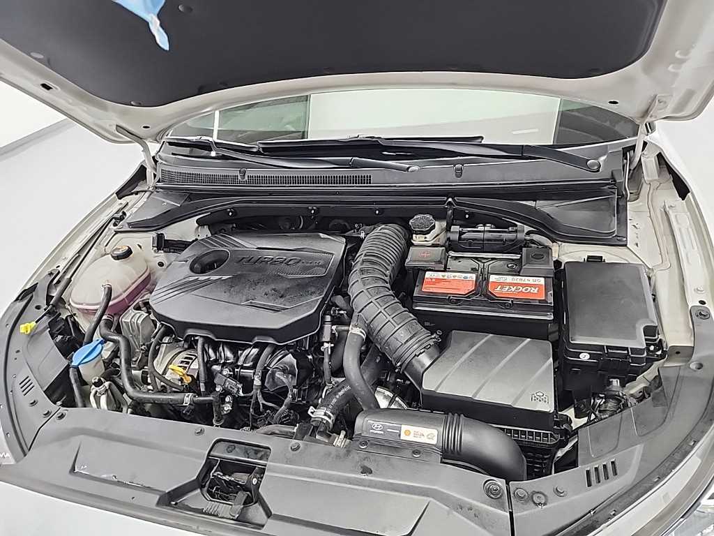 HYUNDAI Veloster - Vista 5