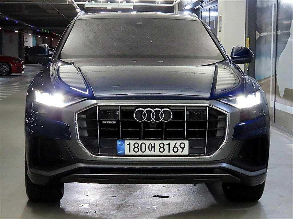 Audi Q8 - Vista 2