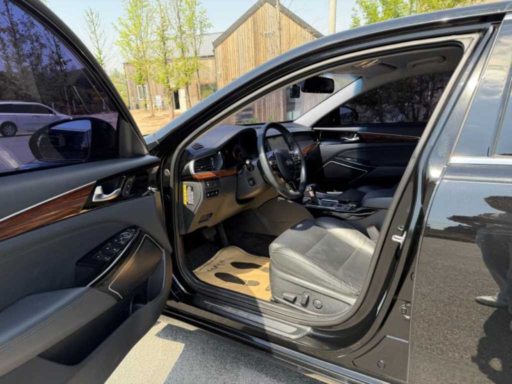 KIA K7 - Vista 12