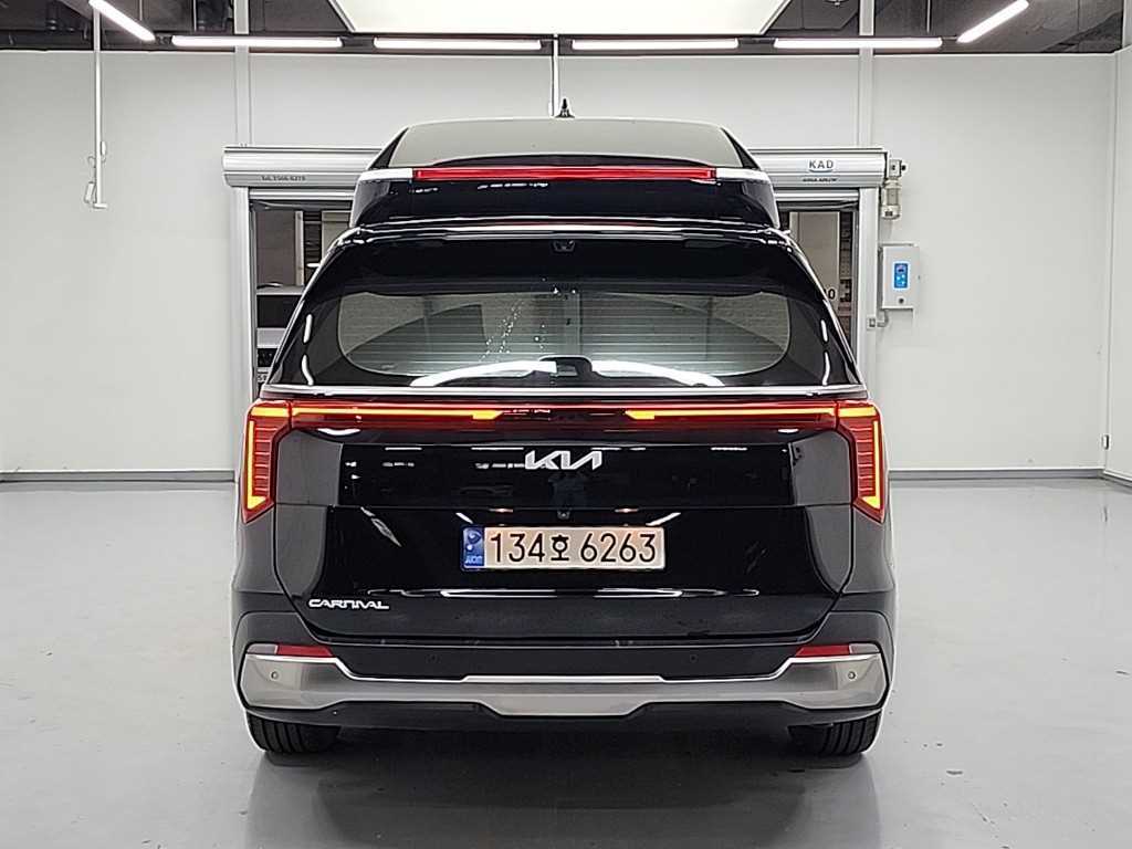 KIA Carnival - Vista 3