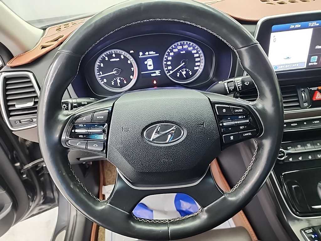 HYUNDAI Grandeur - Vista 9