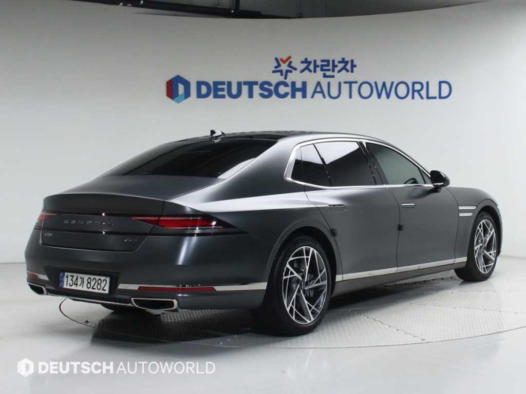 Genesis G90 - Vista 2