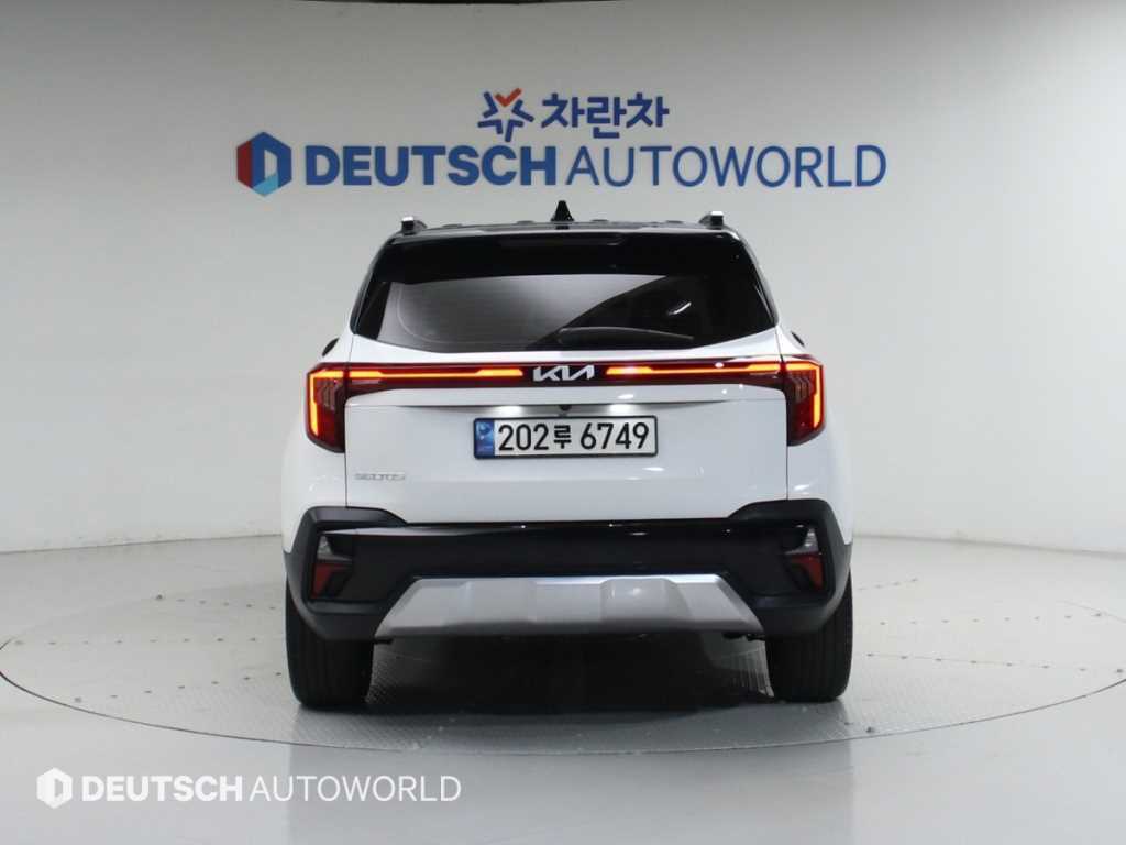 KIA Seltos - Vista 5