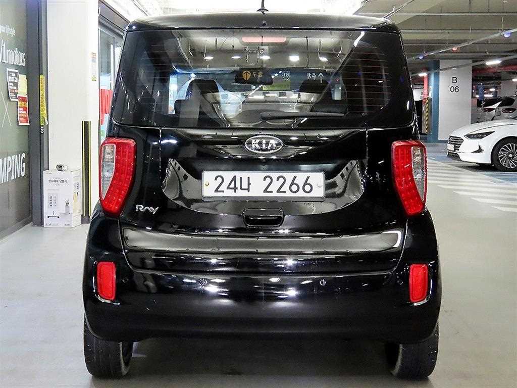 KIA Ray - Vista 5
