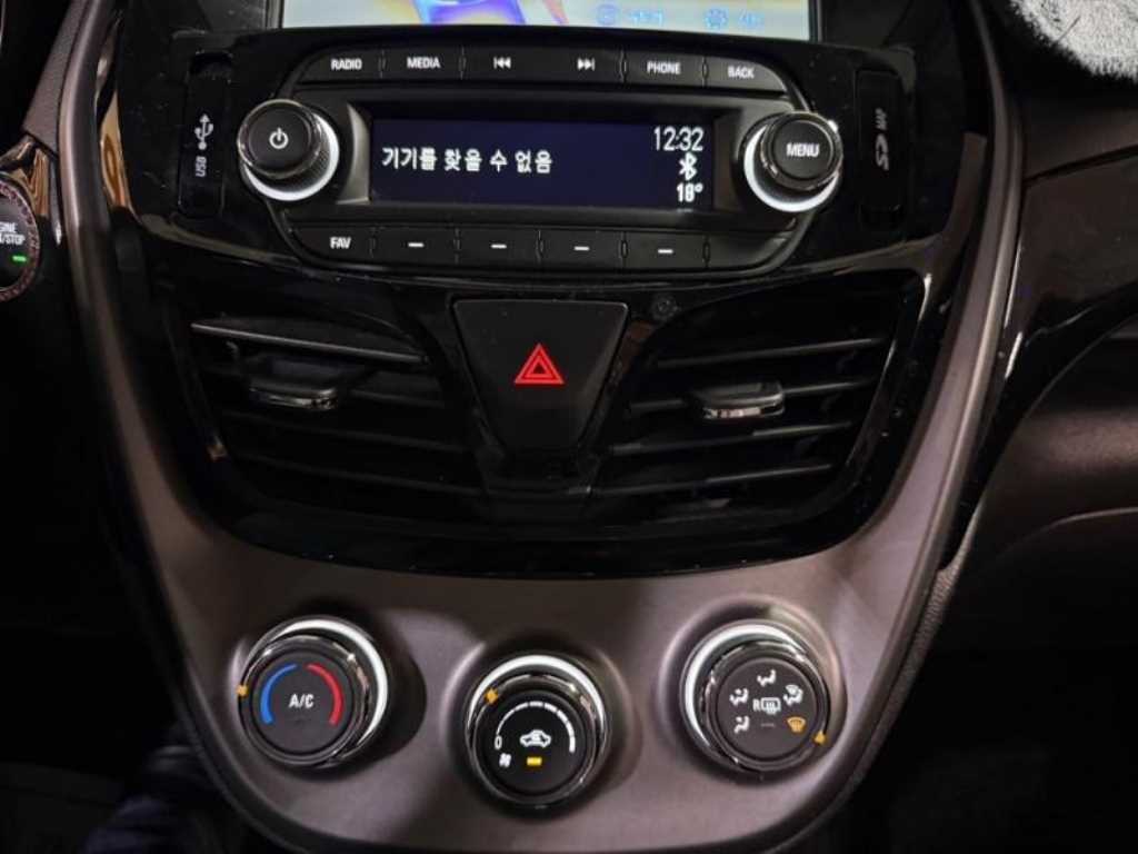Chevrolet Spark - Vista 12
