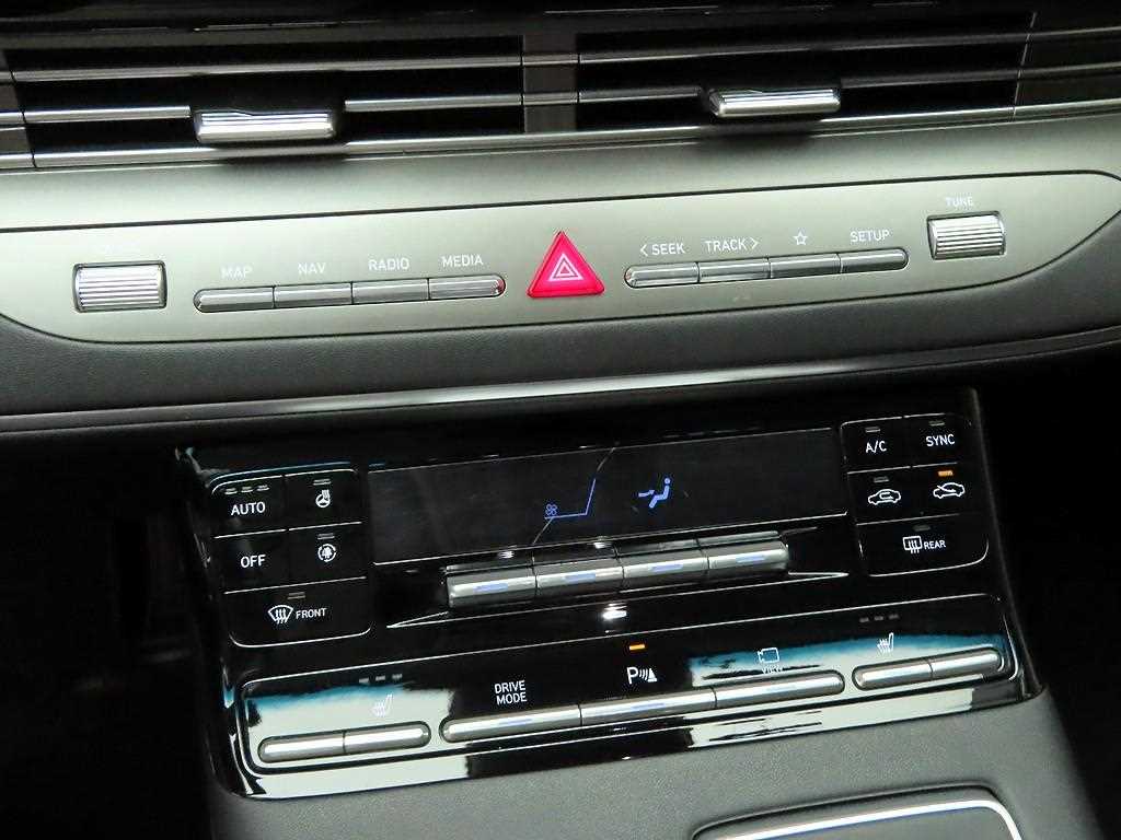HYUNDAI Grandeur - Vista 9