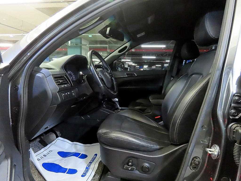 Ssangyong Rexton - Vista 6